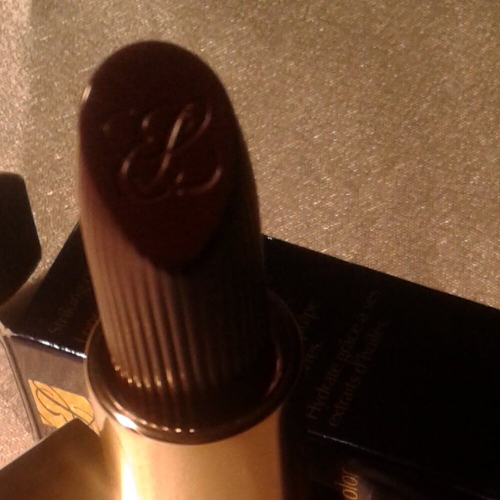 NEW!  Estee Lauder Lipstick "685" Midnight Kiss - Refillable/Full-Size Lipstick